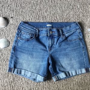 Old Navy mid rise jean shorts size 4